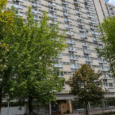 Lumina I 2-room Near The Metro I Center I 15th Floor 公寓